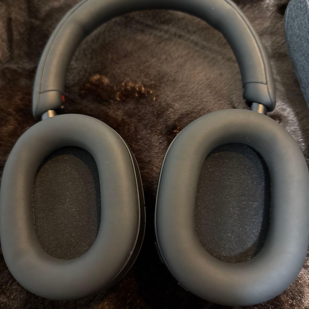 SONYワイヤレスノイズキャンセリングステレオヘッドホン WH-1000XM5