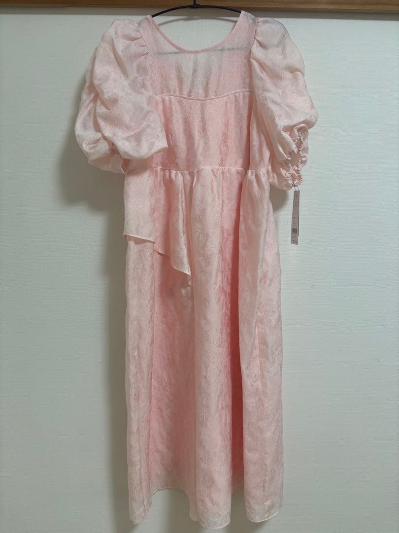 新品タグANDRESD bubble sleeve jacquard dress