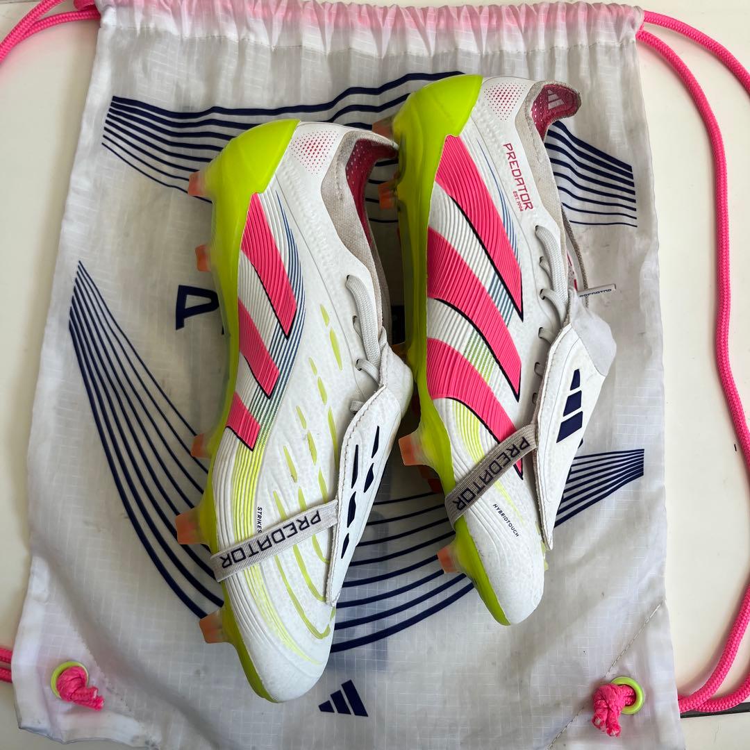 adidas Predator サッカーシューズ ホワイト/ピンク/イエロー