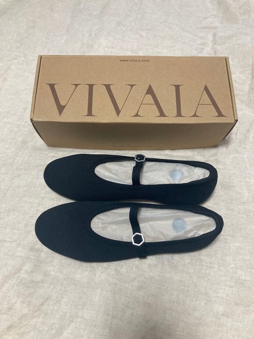 VIVAIA NELLY アーモンドトウ　フラット　24cm