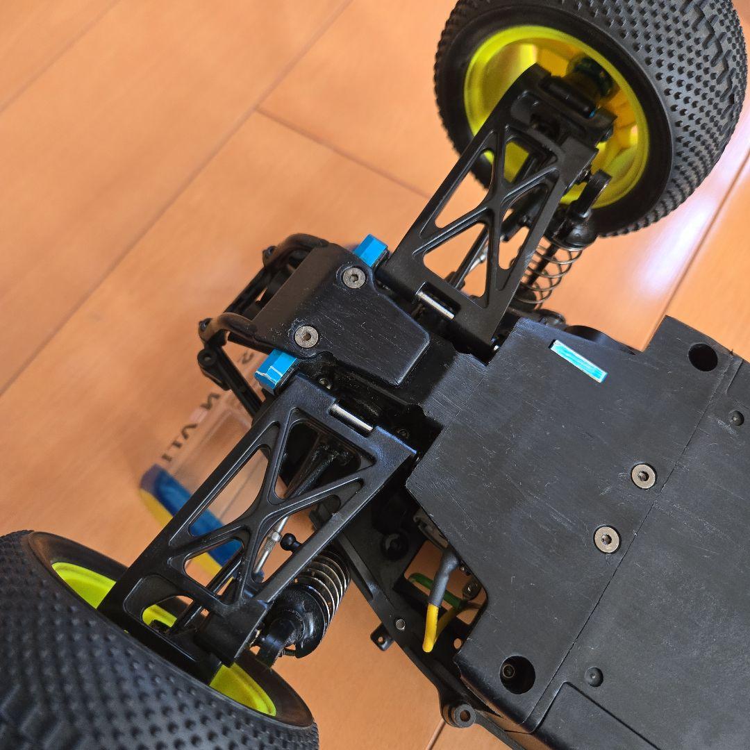 タミヤ1/10電動RC4WDレーシングバギー　スーパーアバンテ（TD4シャーシ）