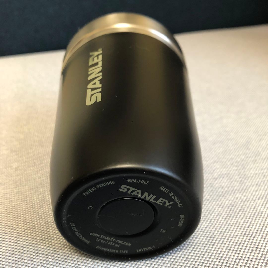 値下げ STANLEY 未使用 1.9Lグロウラー スクナー付