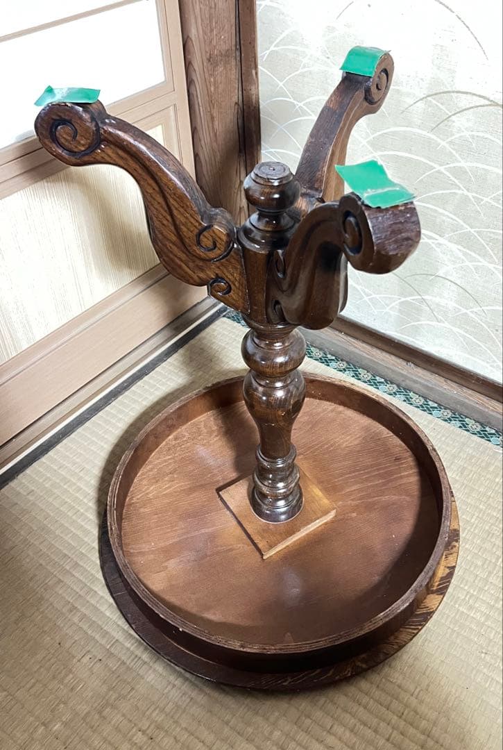 チェス盤付きラウンドテーブル