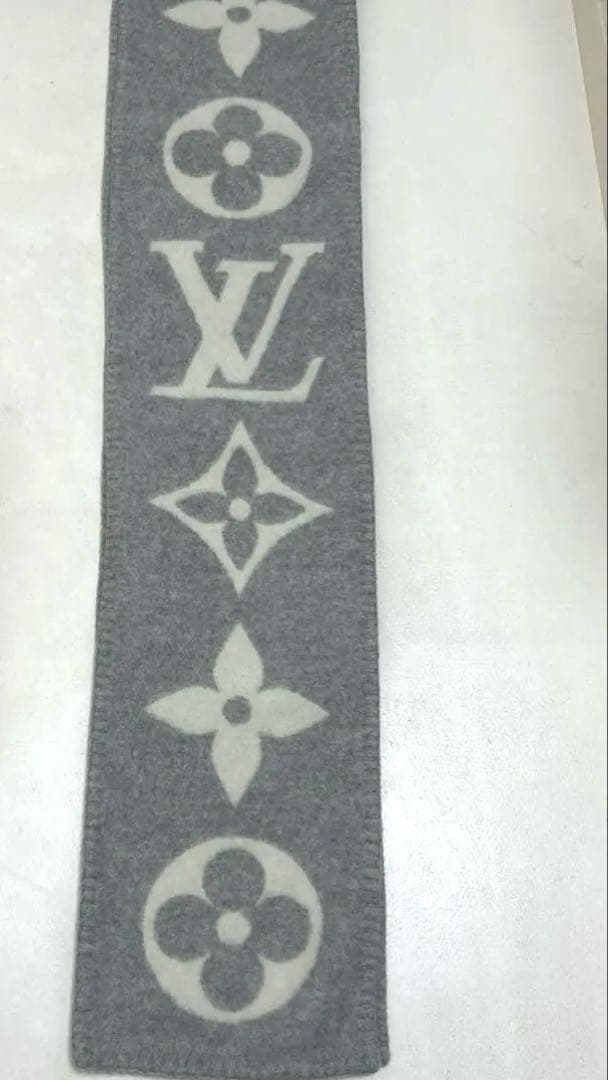 ルイヴィトン　カシミヤマフラー