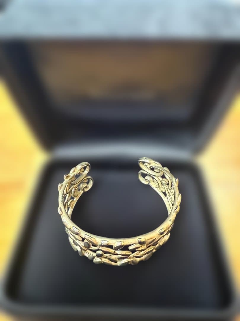 【美品】ティファニー オリーブリーフバングル シルバー Sサイズ