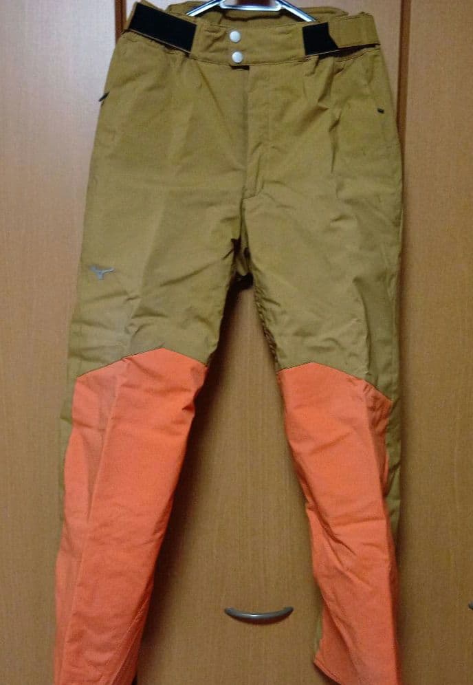 MIZUNO 　ミズノ　スキーウェア　2024モデル　 ウェアМ、パンツLサイズ