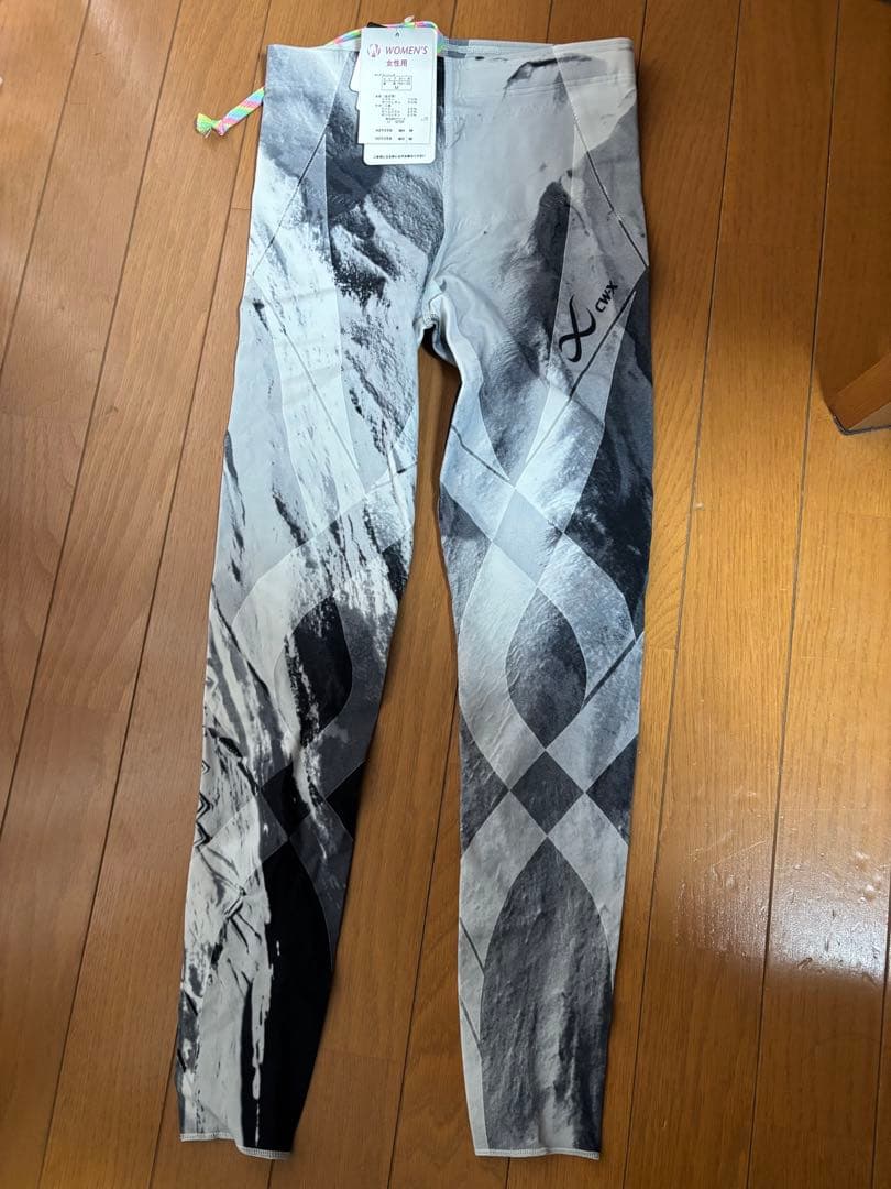 CW-X スポーツタイツ　レディースM