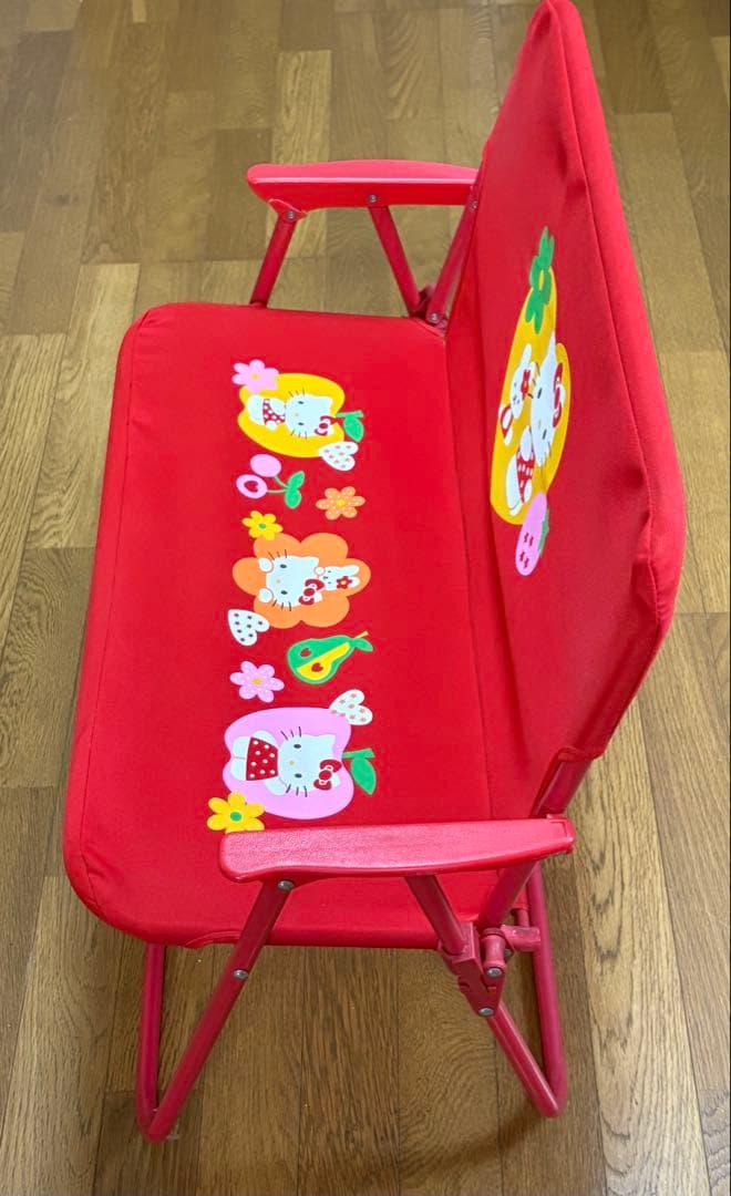 【希少】中古　2002年　ハローキティ　折りたたみ　アウトドアベンチ