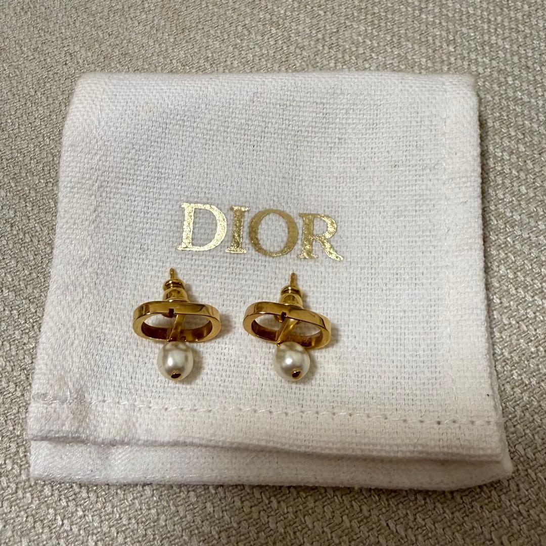 Dior Petit CD ピアス