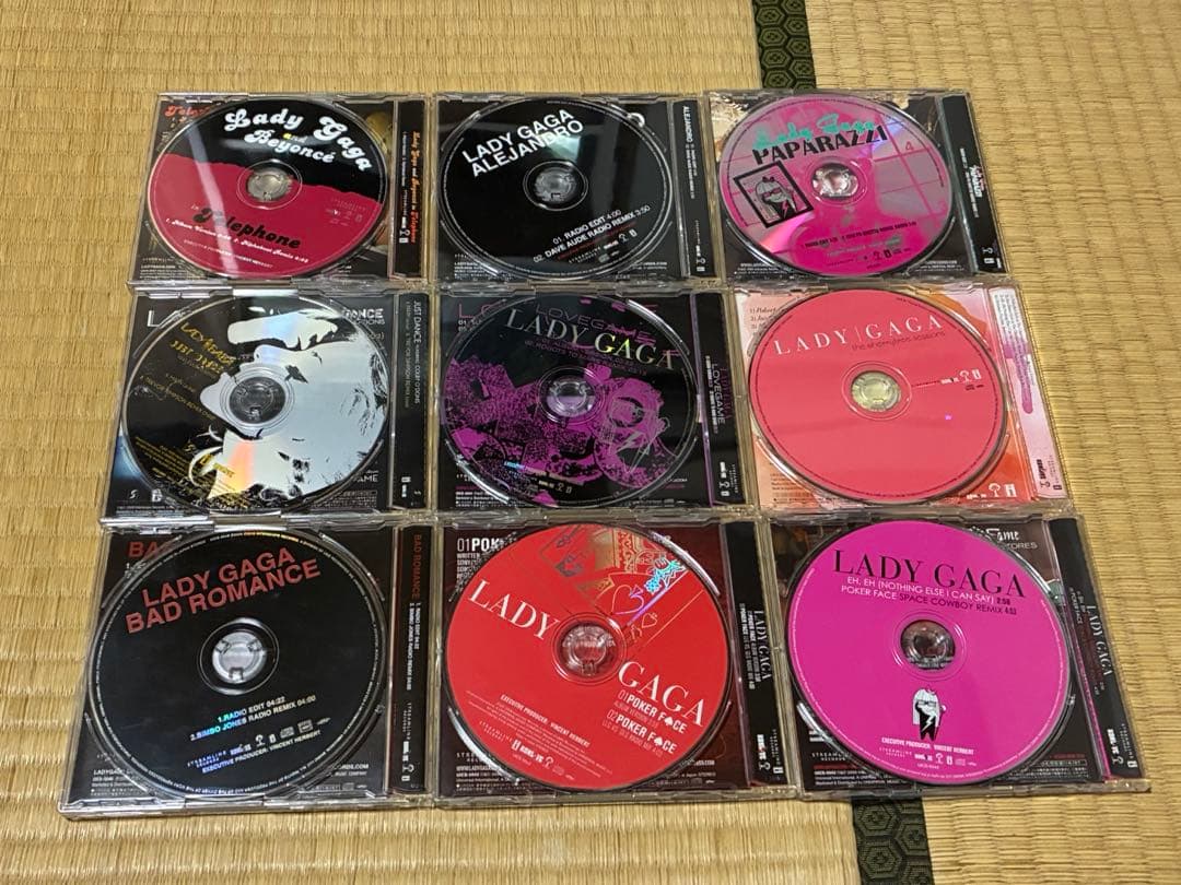 Lady Gaga レディー・ガガ The Singles 5000セット限定盤