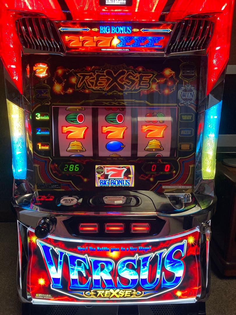 パチスロ実機　バーサスリヴァイズ　不要機付き