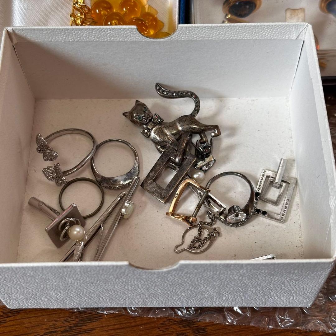 ☆*☆様 実家整理 アクセサリー まとめ売り 大量 未仕分け 指輪 ブローチ等