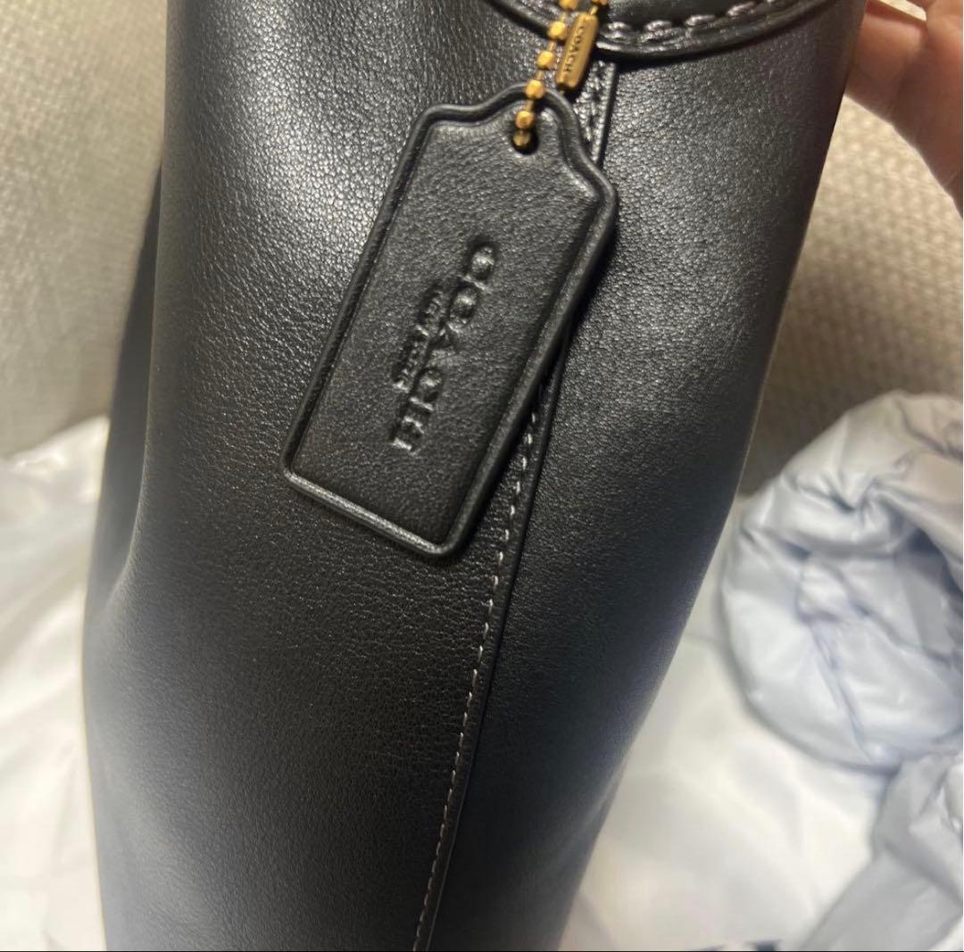 Kame COACH ブラックレザー ショルダーバッグ