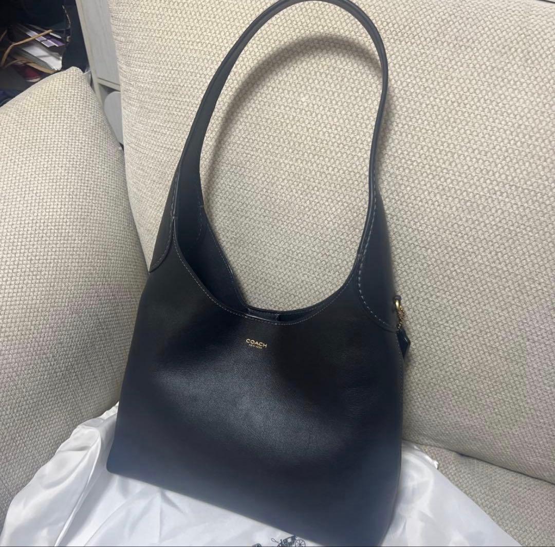 Kame COACH ブラックレザー ショルダーバッグ