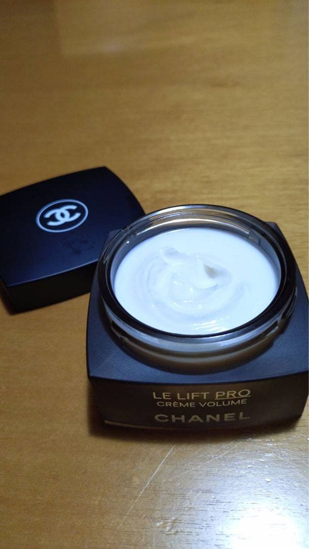 CHANEL LE LIFT PRO クレーム ボリューム 50g