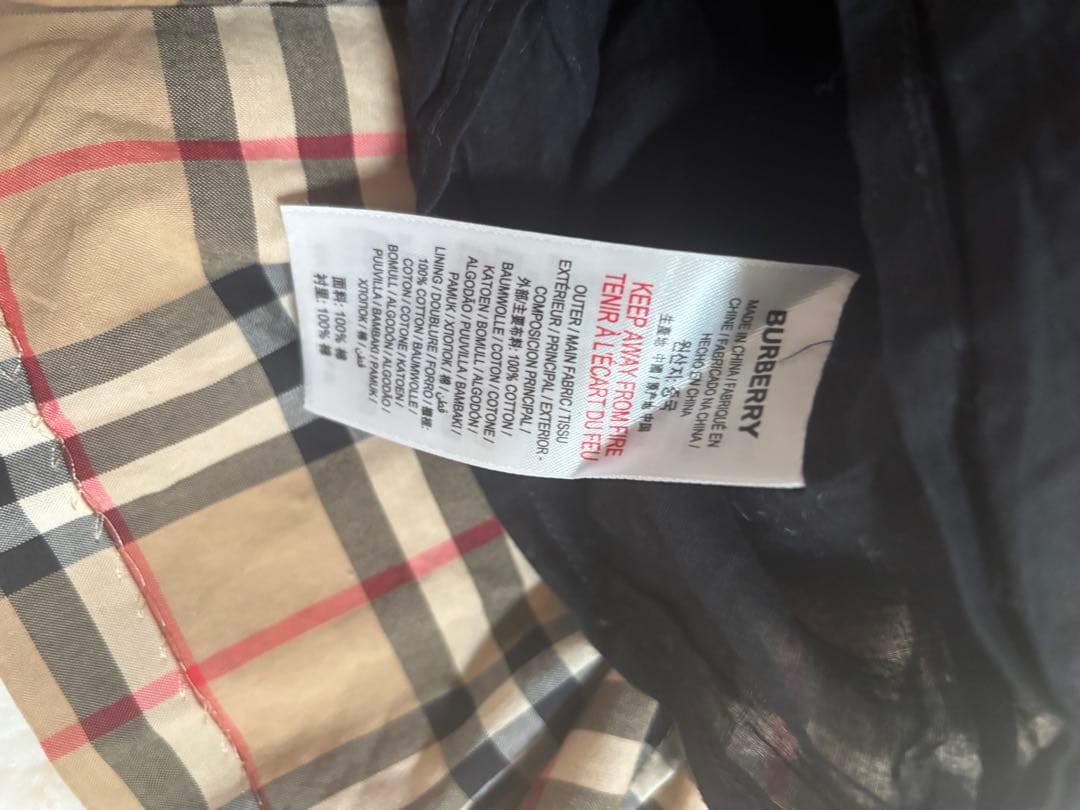 良品　BURBERRY バーバリー　現行タグ　プリーツスカート Tシャツセット