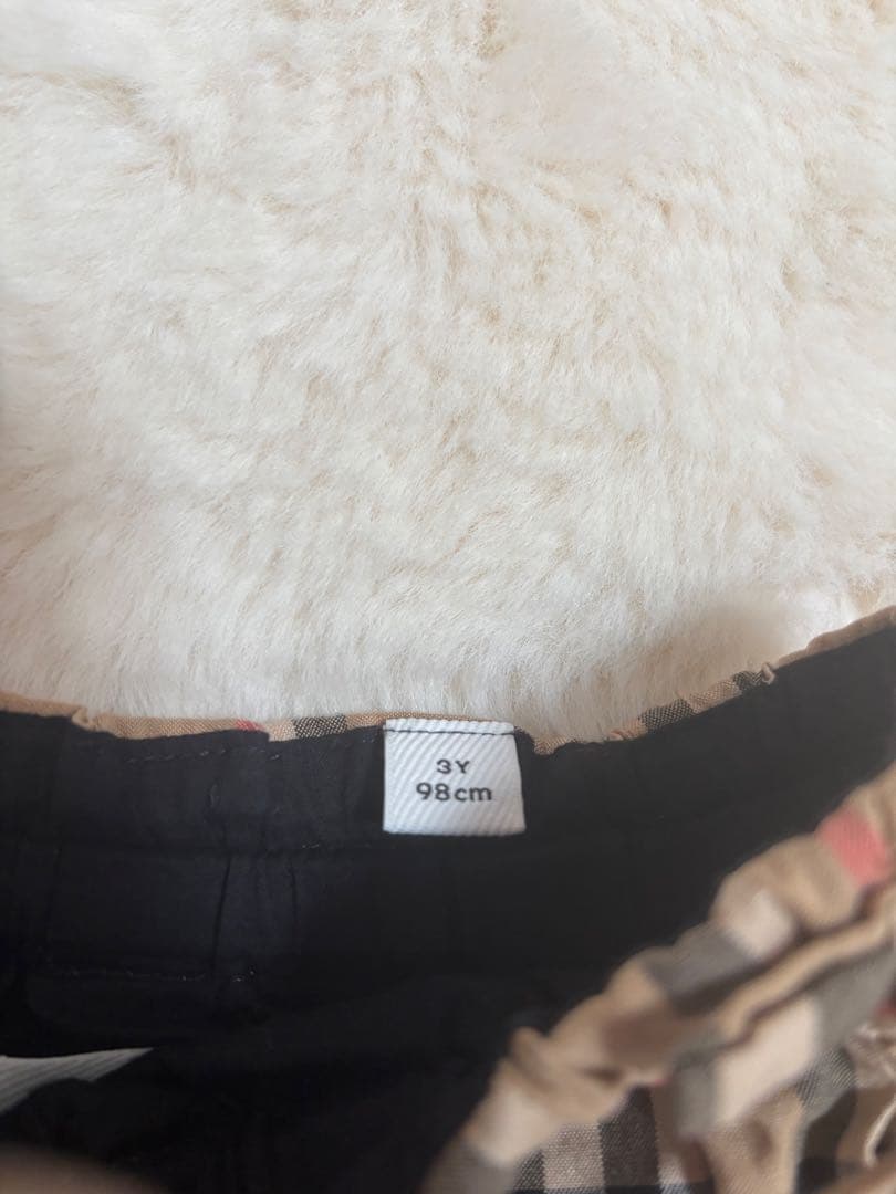 良品　BURBERRY バーバリー　現行タグ　プリーツスカート Tシャツセット