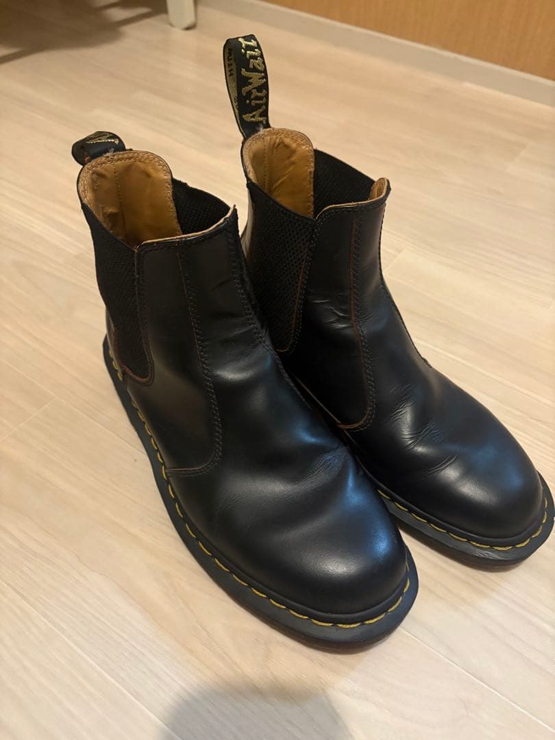Dr. Martens ENGLAND製　チェルシーブーツ