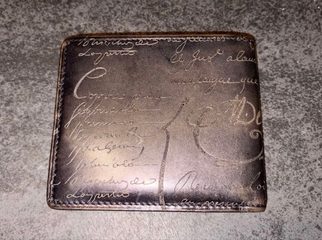 ベルルッティ Berluti スクリット ヴェネチアレザー 二つ折り財布 箱付