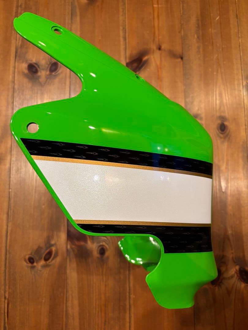 カワサキＺＲＸ１２００Ｒ　２００６年式　ビキニカウル(純正)