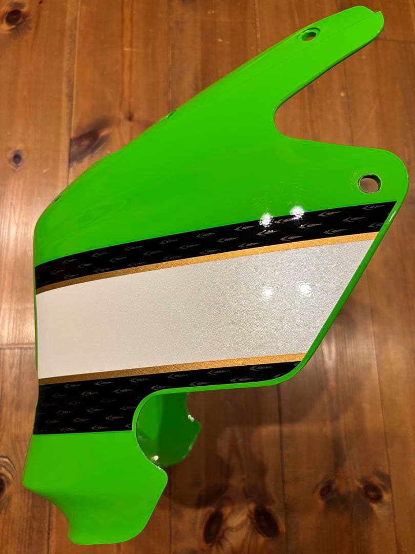 カワサキＺＲＸ１２００Ｒ　２００６年式　ビキニカウル(純正)