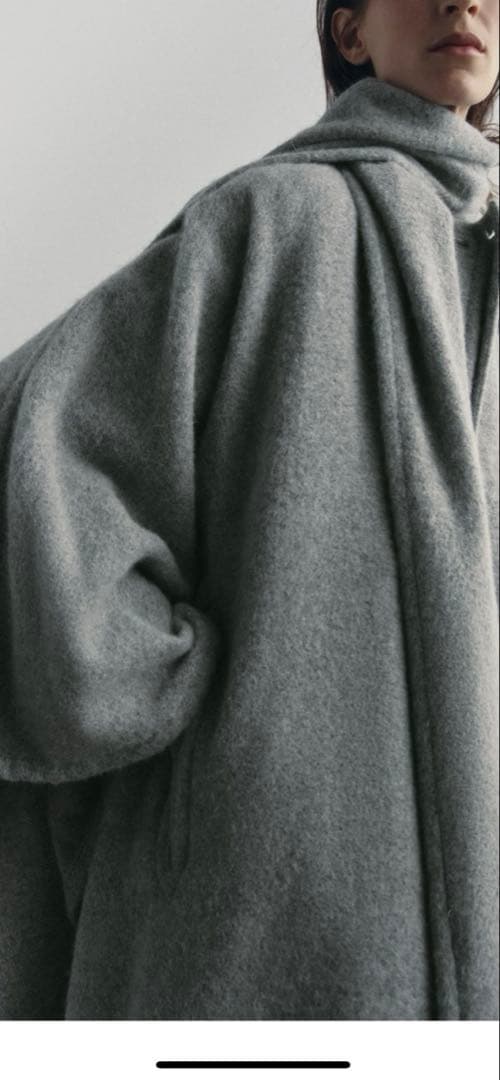 新品タグ付き　ZARA ケープコート　ポンチョ