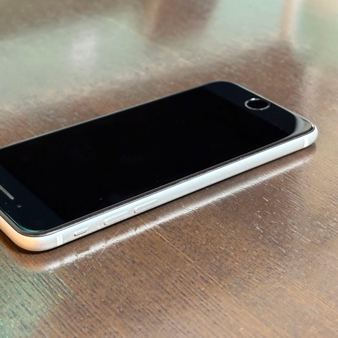 iPhone SE 第2世代 128GB SIMフリー iPhoneSE2 本体