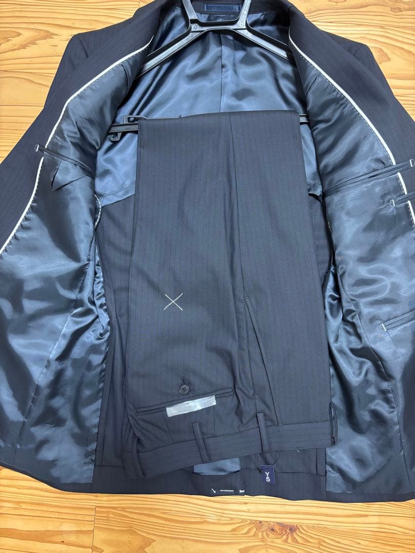新品⭐︎マジ楽　洗えるスーパーストレッチスリムスーツ Y5 裾上げ74センチ