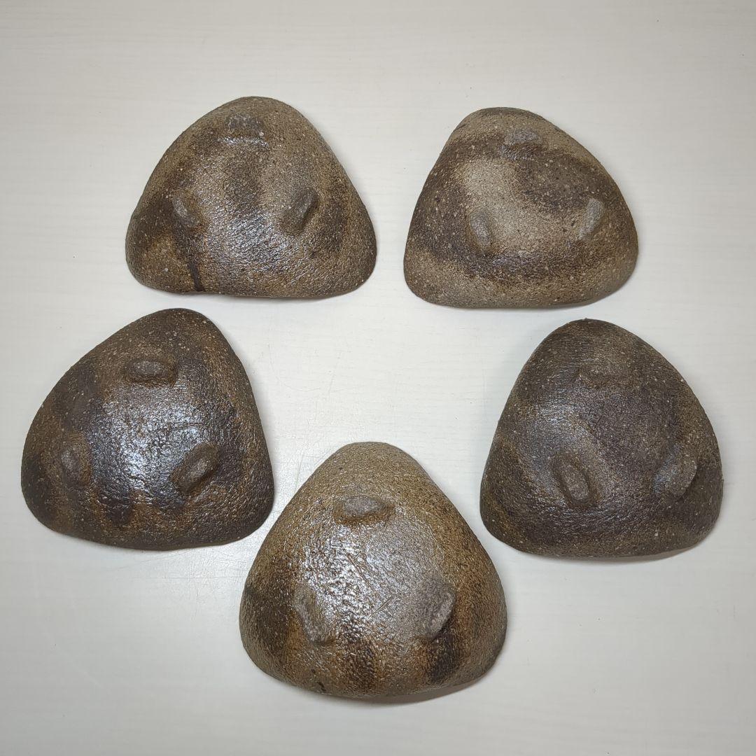 人気陶芸作家　苧坂恒治作　手造り　金彩　向付　小鉢４個＋訳有り１個