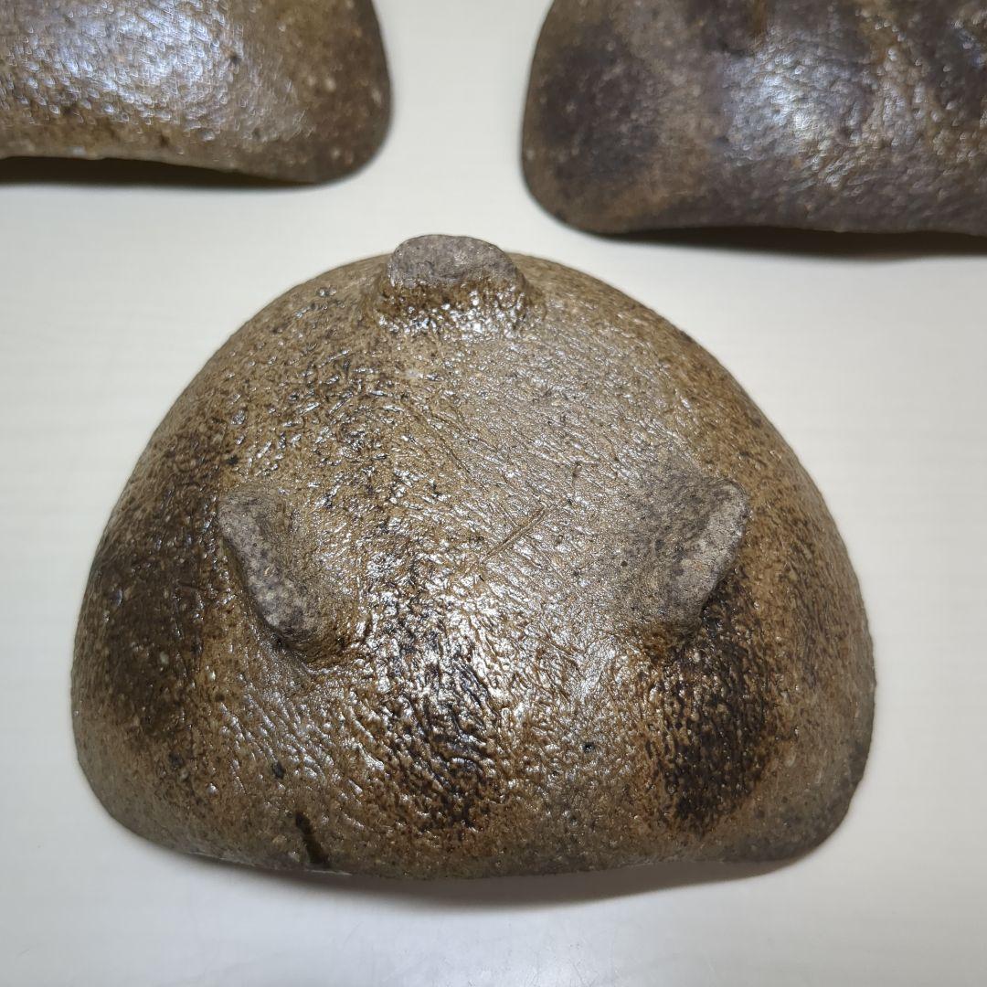 人気陶芸作家　苧坂恒治作　手造り　金彩　向付　小鉢４個＋訳有り１個