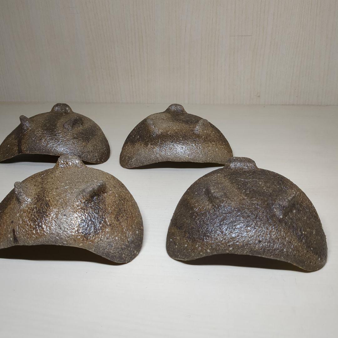 人気陶芸作家　苧坂恒治作　手造り　金彩　向付　小鉢４個＋訳有り１個