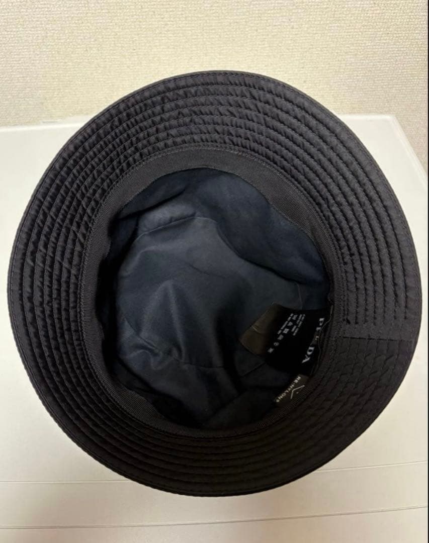 美品 PRADA バケットハット