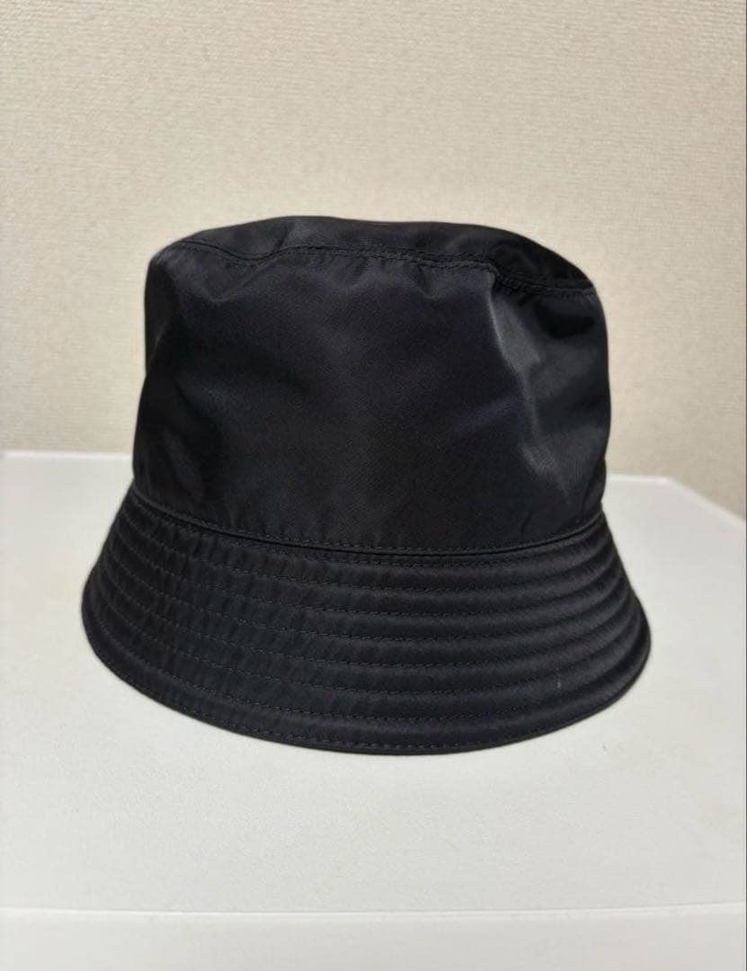 美品 PRADA バケットハット