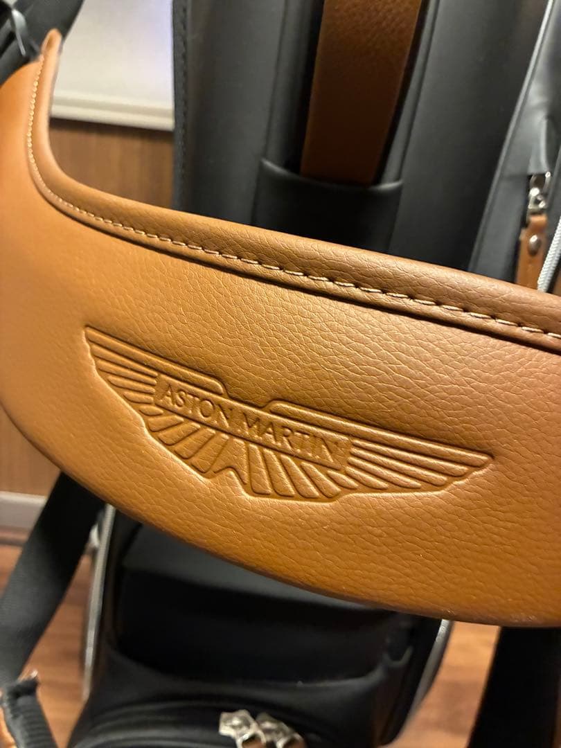 【新品未使用】ASTON MARTIN×Callwayゴルフキャディバッグ