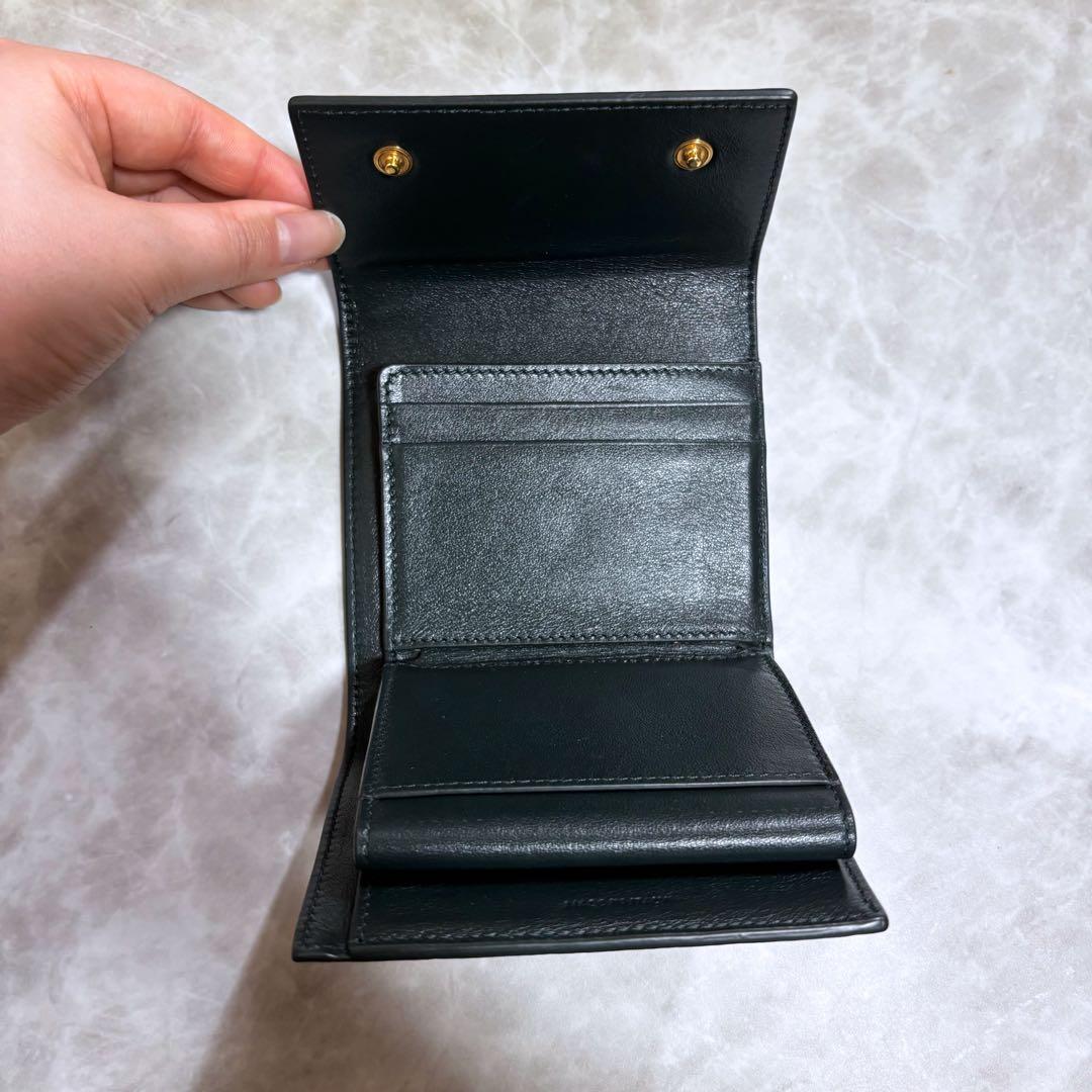 CELINE スモールトリフォールドウォレット グリーン　三つ折り財布　財布