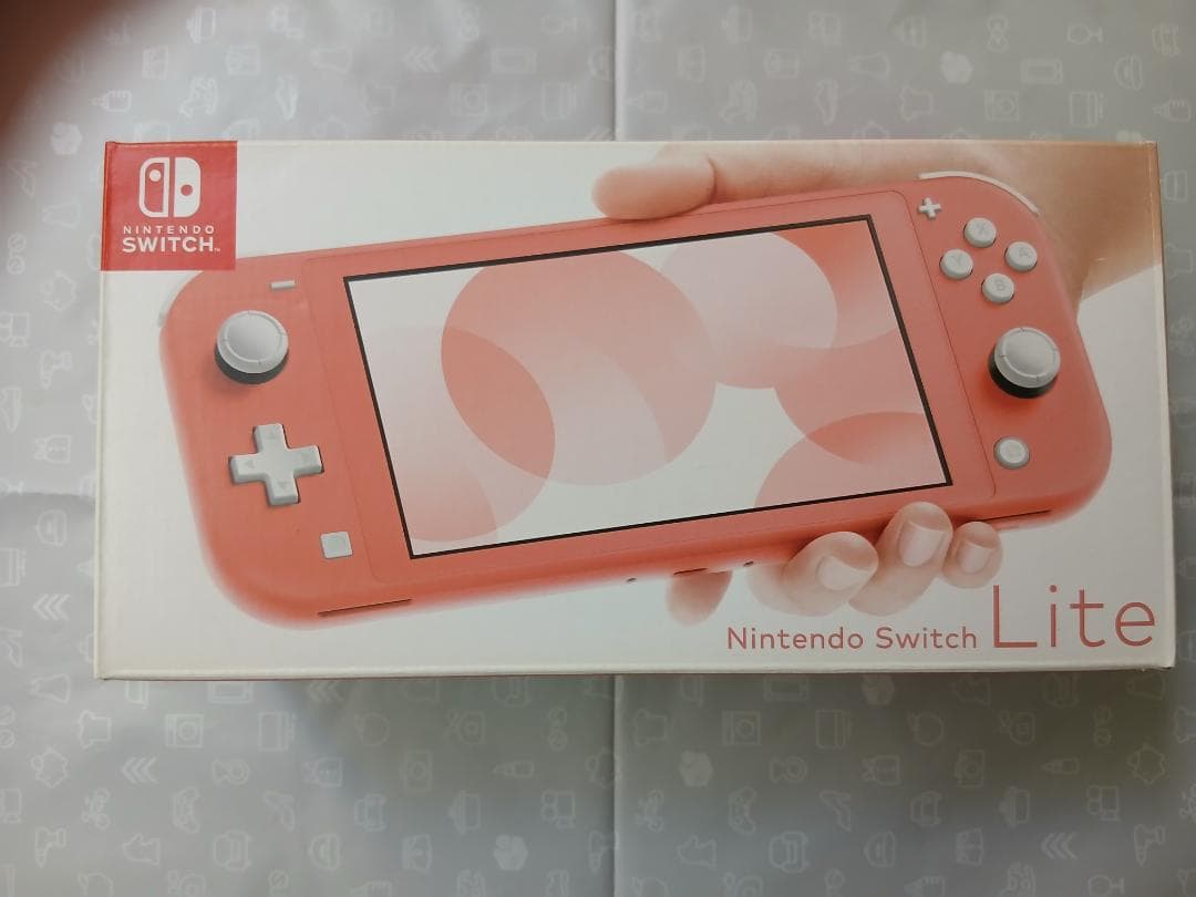 【極美品】Nintendo Switch Lite本体 コーラル
