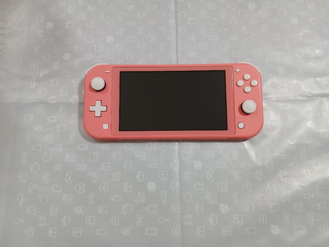 【極美品】Nintendo Switch Lite本体 コーラル