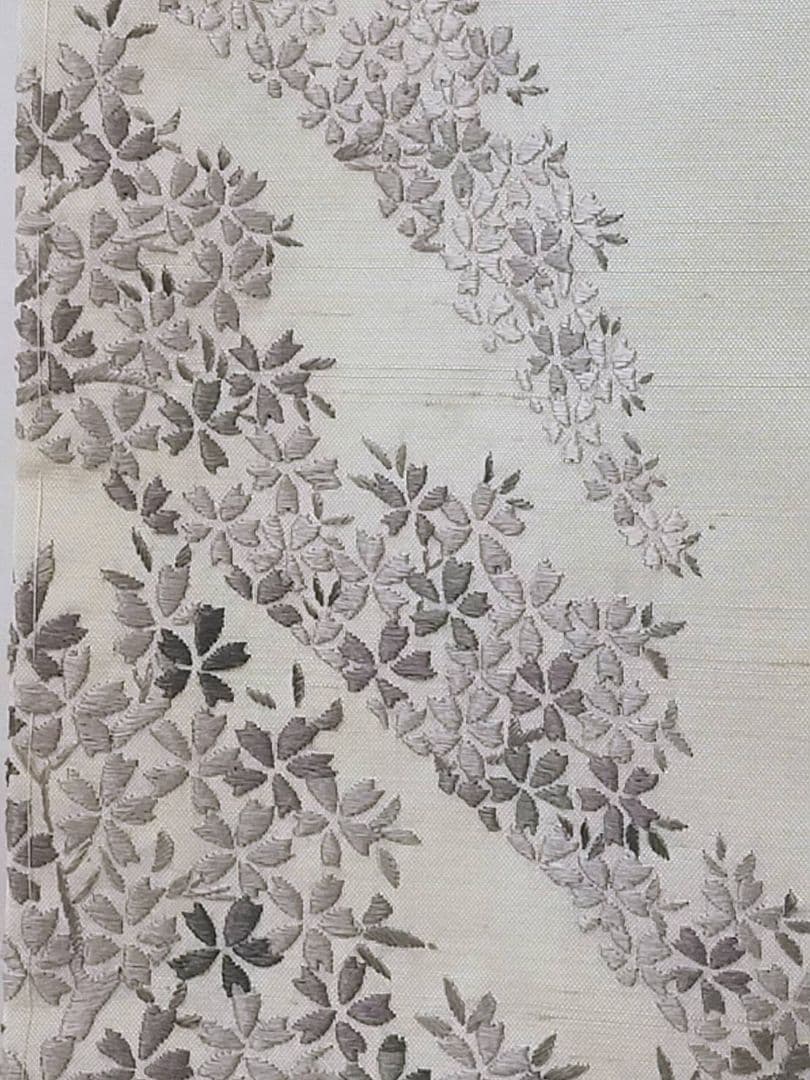 お見分け済　美品　正絹袷　総刺繍　紬地創作訪問着