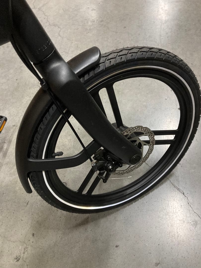 賢い猫専用★HONEBIKE チェーンレス 折りたたみ 電動アシスト自転車