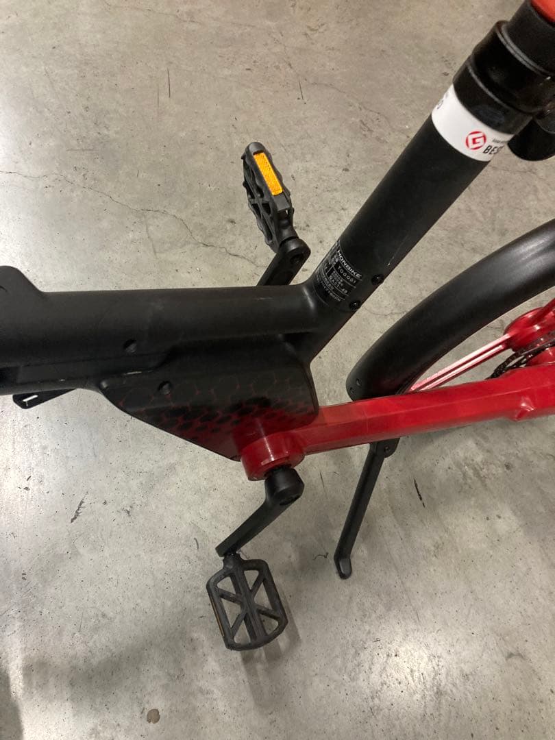 賢い猫専用★HONEBIKE チェーンレス 折りたたみ 電動アシスト自転車