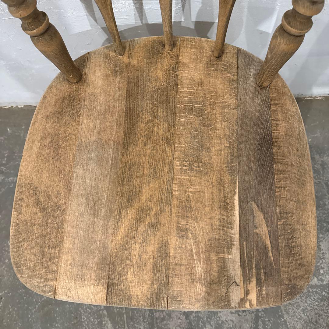 aダイニングチェア　カフェチェア　剥離