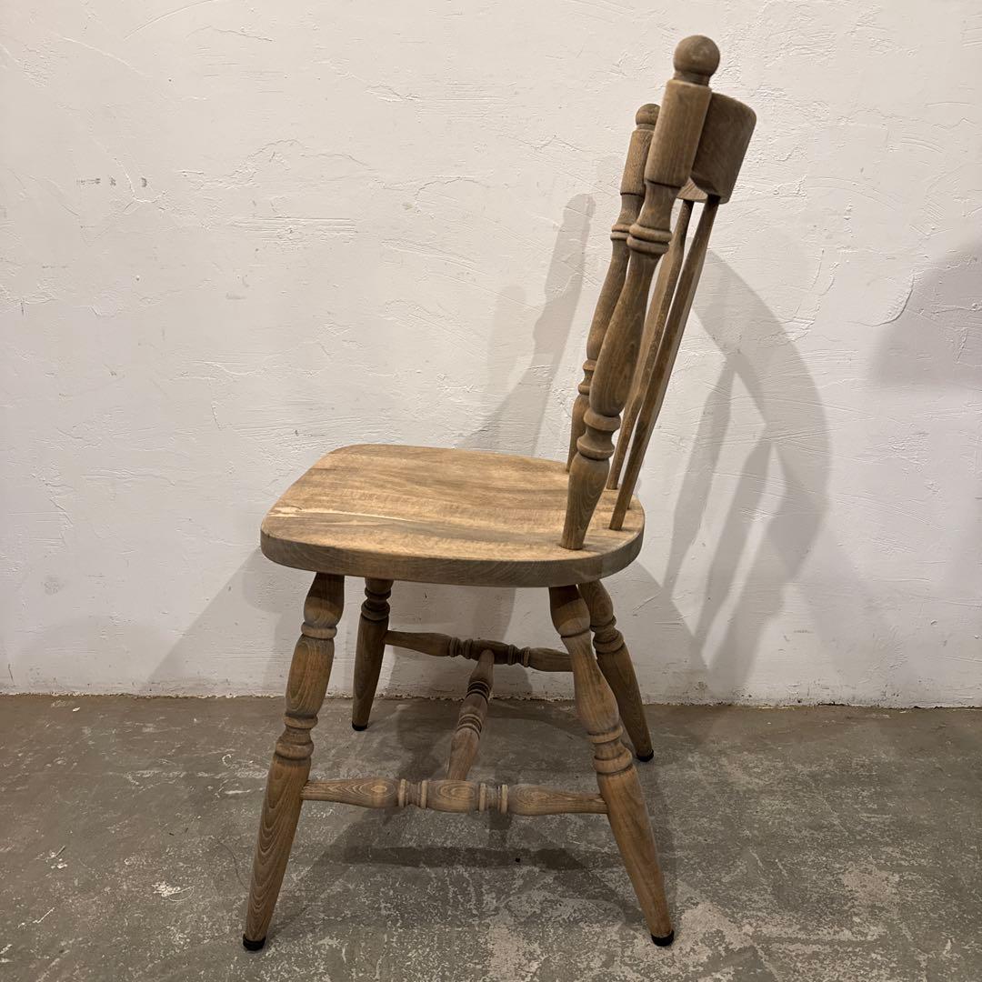 aダイニングチェア　カフェチェア　剥離