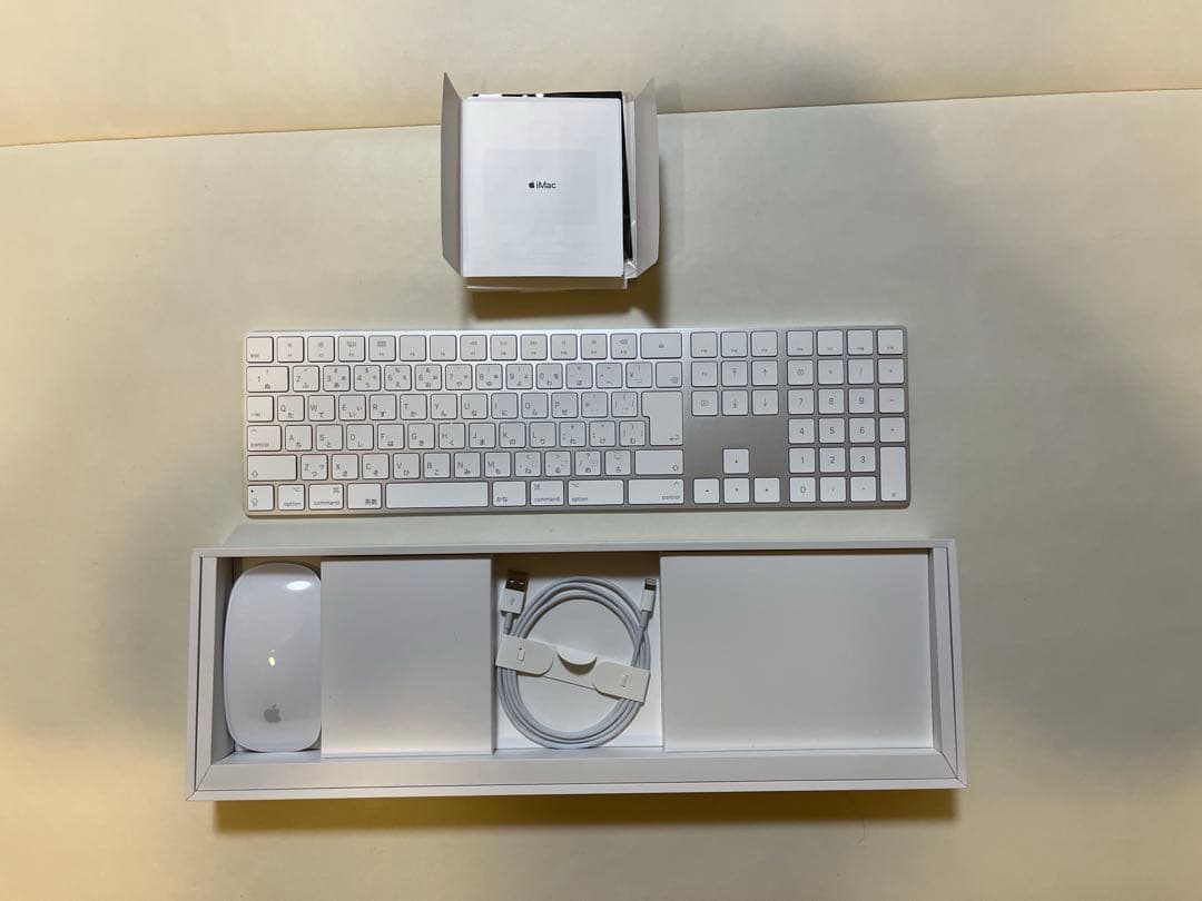 Apple iMac 2019 5K Retina VESAマウントA2115