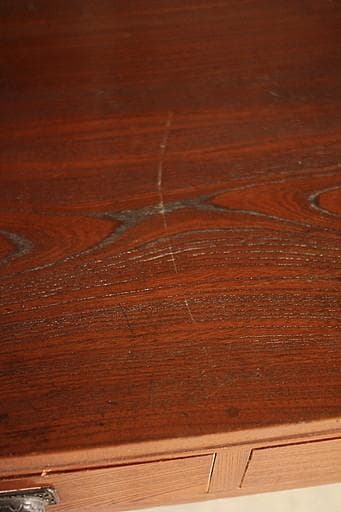 古い大きな木製の机　引き出し3杯　テーブル