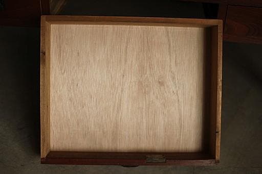 古い大きな木製の机　引き出し3杯　テーブル