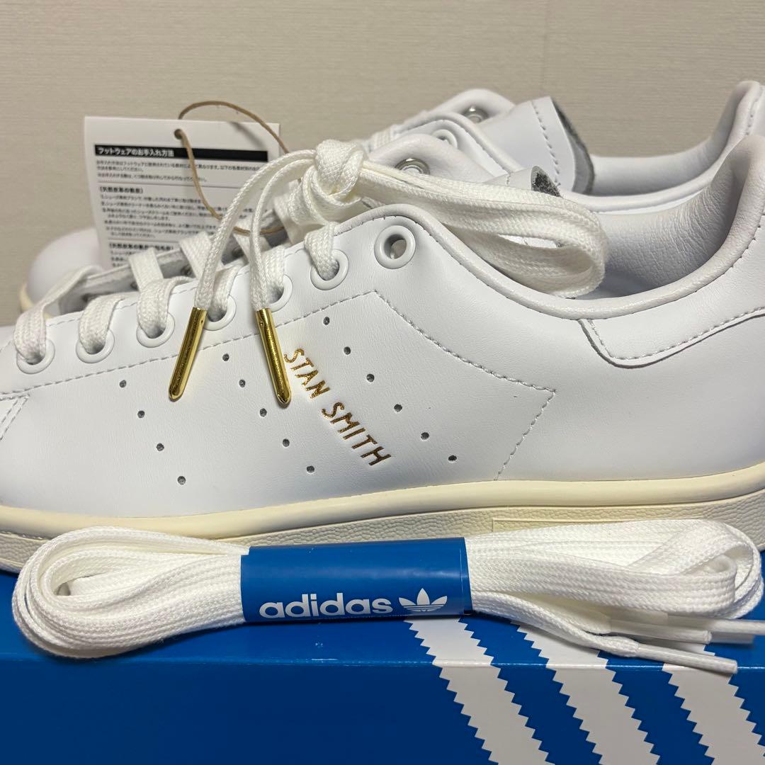 【新品 匿名配送】スタンスミス 白 ゴールド ロゴ 23.5cm adidas