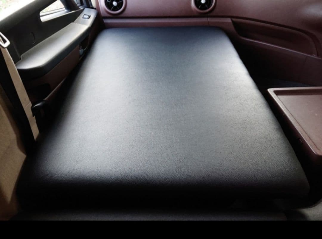 【新品】17プロフィア★フラット助手席 ブラックレザー★支柱キット付属【在庫有】