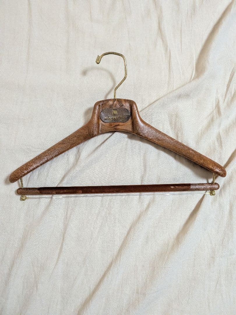 【J】MAINETTI コートハンガー（イタリア産）6本セット