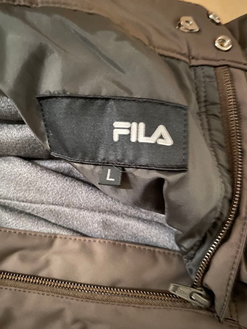 FILA フィラ　スノボードウェア　ジャケットとパンツ　上下セット　L 美品