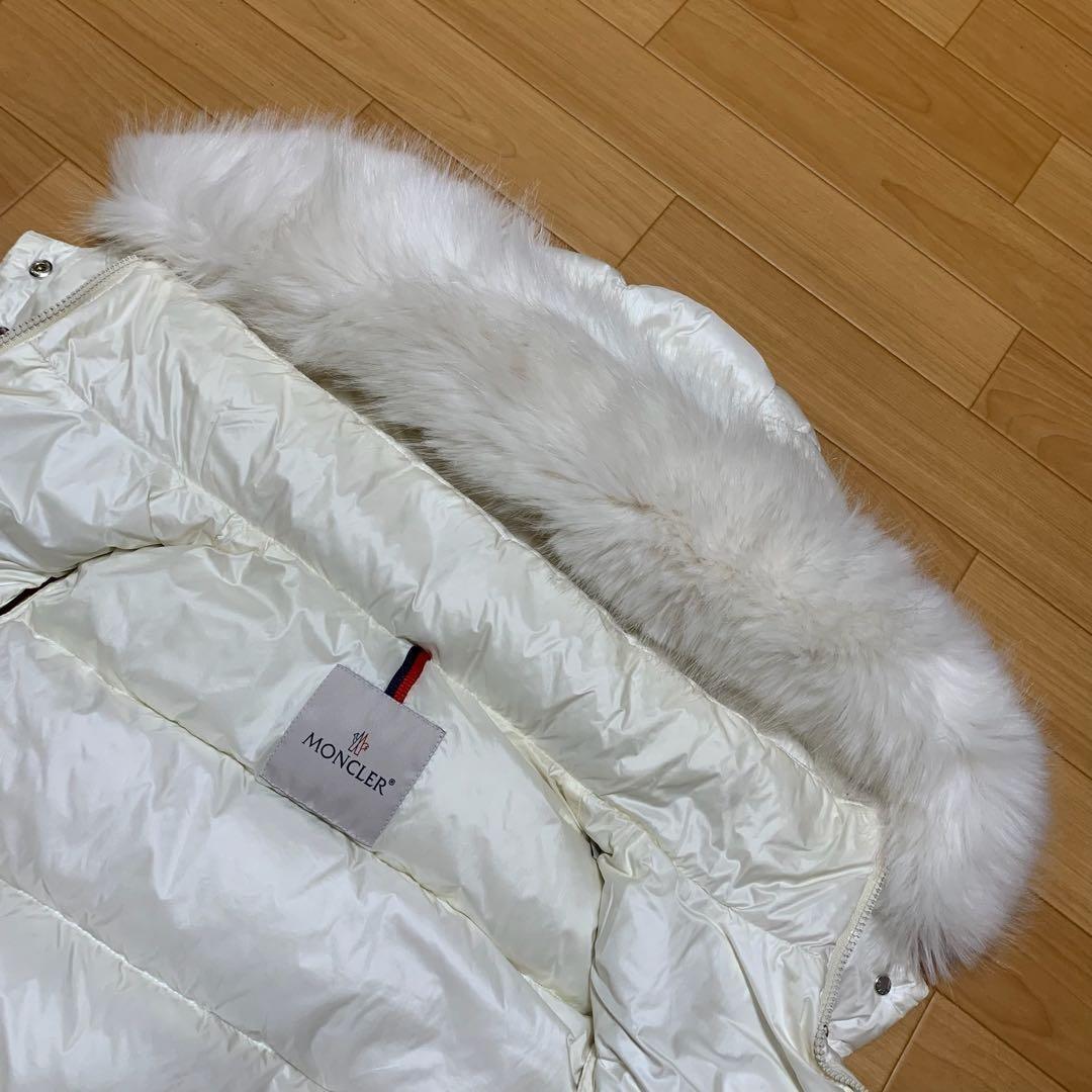 美品⭐️モンクレール　ファーダウンベスト　GALLINULE 白 4D268